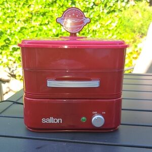 Salton Red Hot Dog Steamer